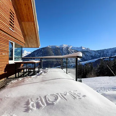 Chalet Neuf à 1850, Prêt Pour 6 Avec Aux Pieds Et Wifi! - Fr-1-575-233